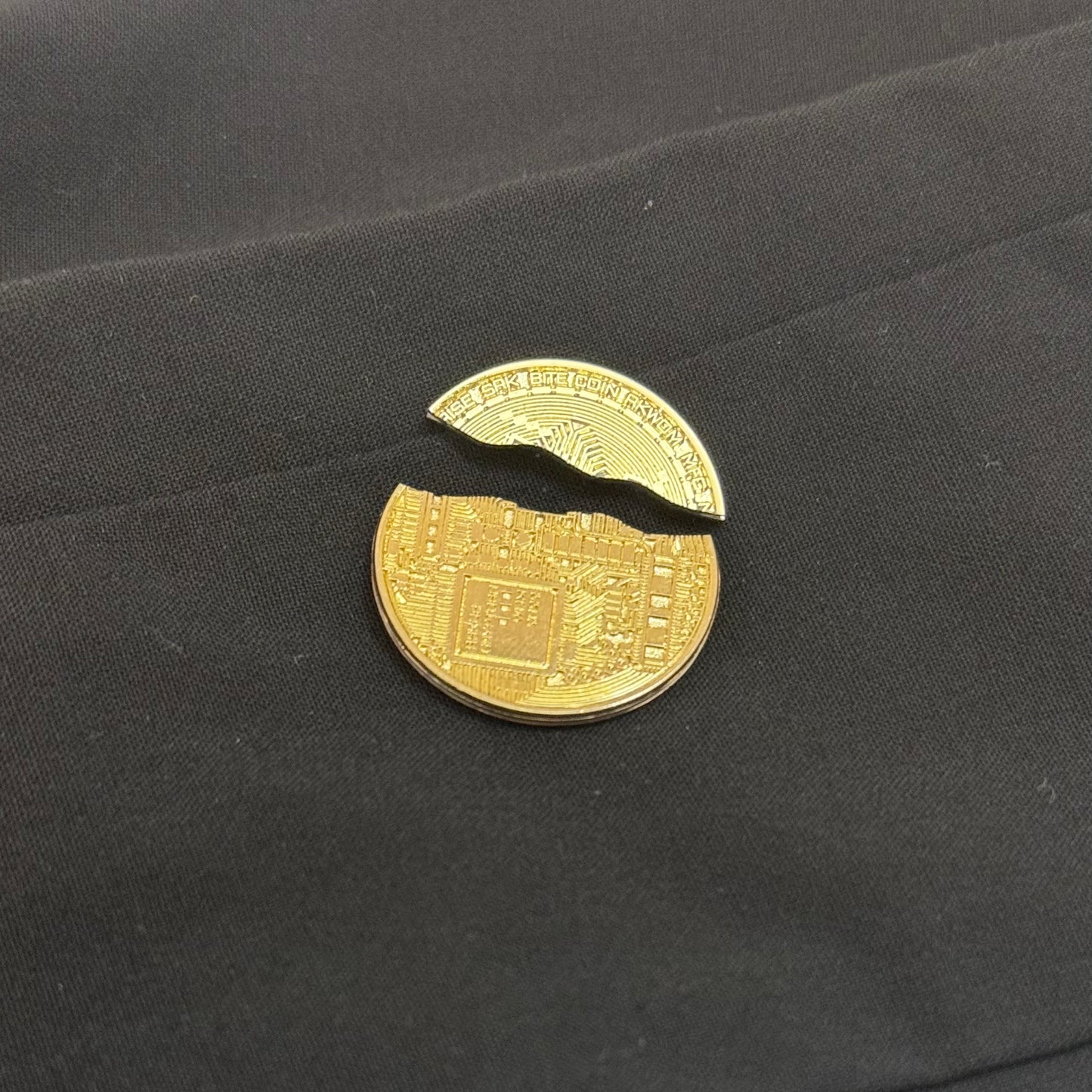 Bitcoin "Bit Coin" Magic Trick